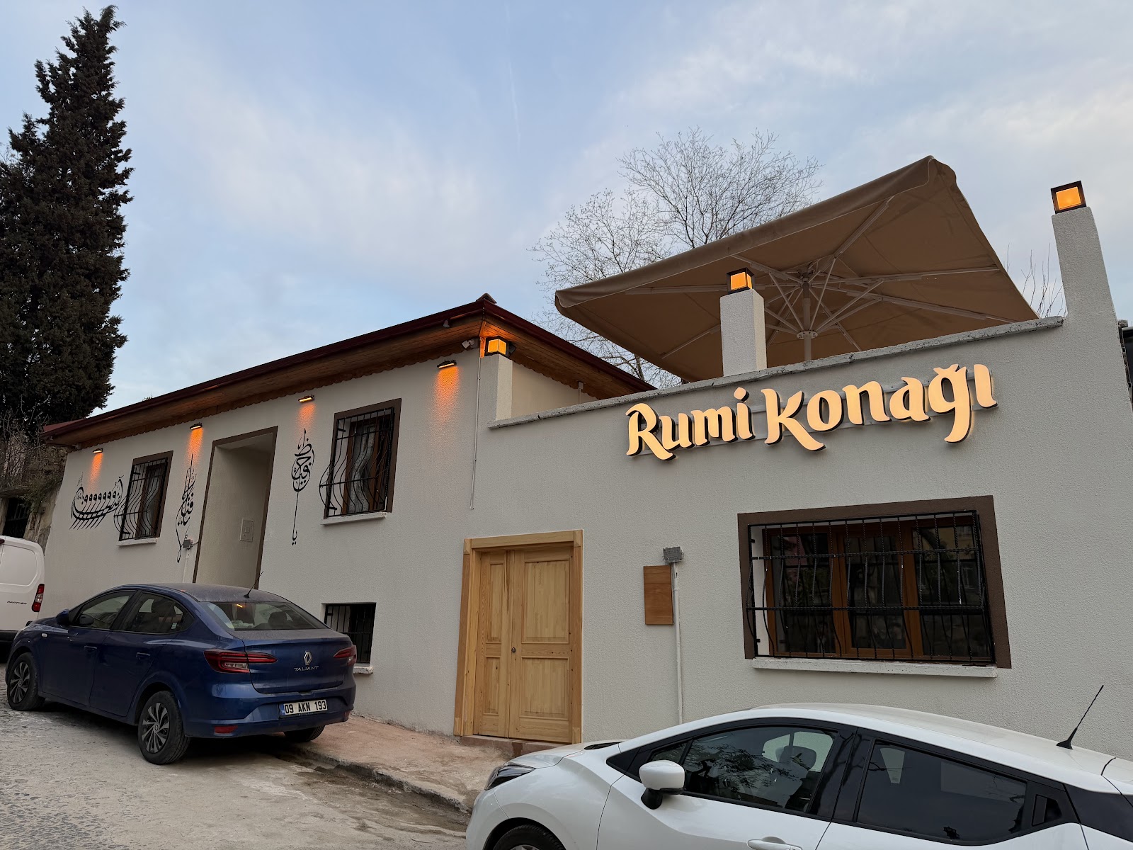 Rumi Konağı Nargile Kahve mekanı