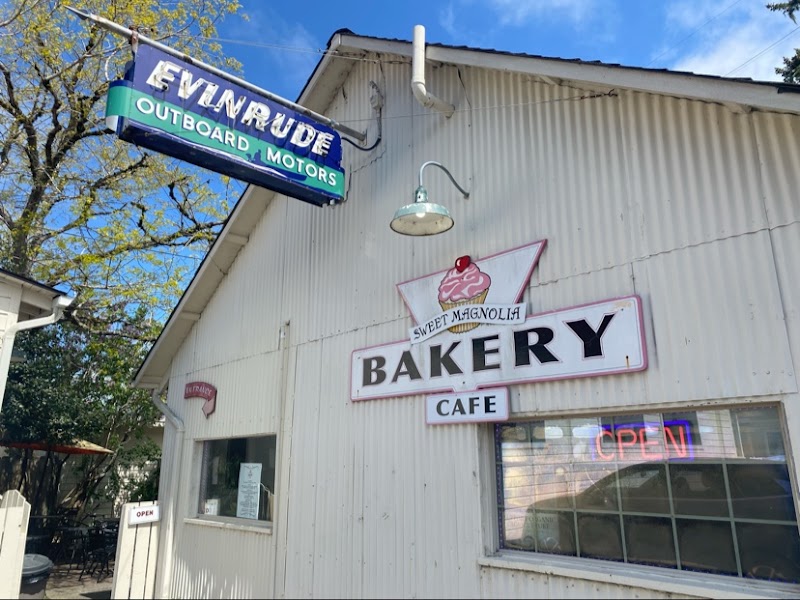 Sweet Magnolia Bakery & Cafe photo 3