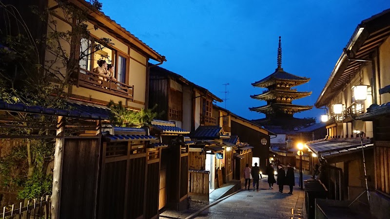 CAMPTON KIYOMIZU