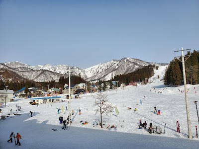 Yuzawa Park Ski Area - 2