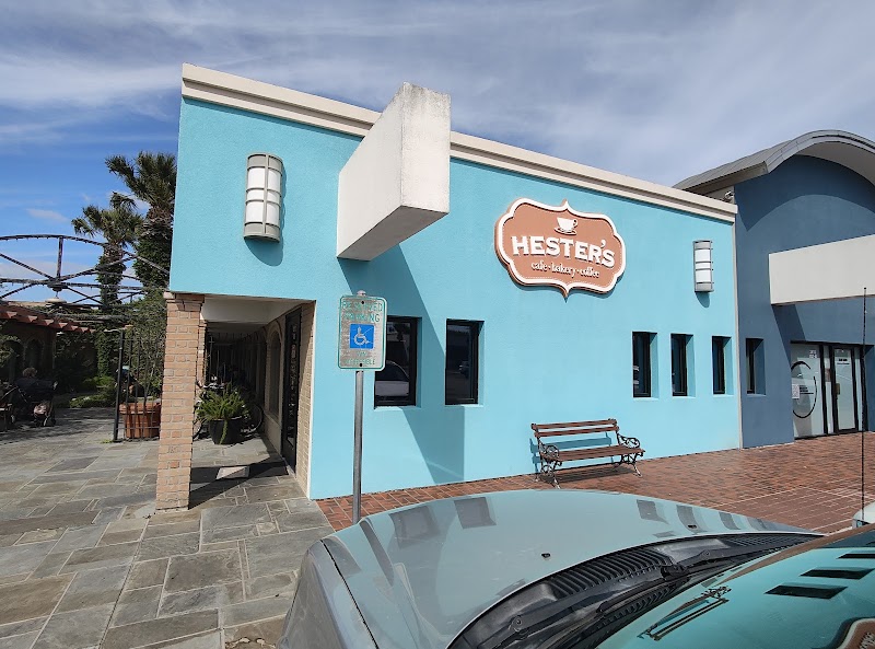 Hester's Cafe Lamar Park photo 4