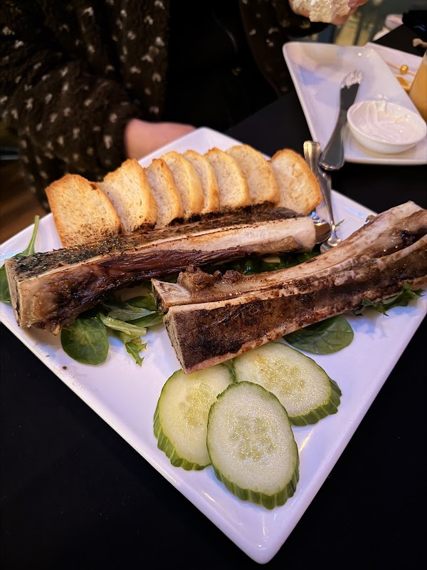 Salmon n' Bannock photo 3