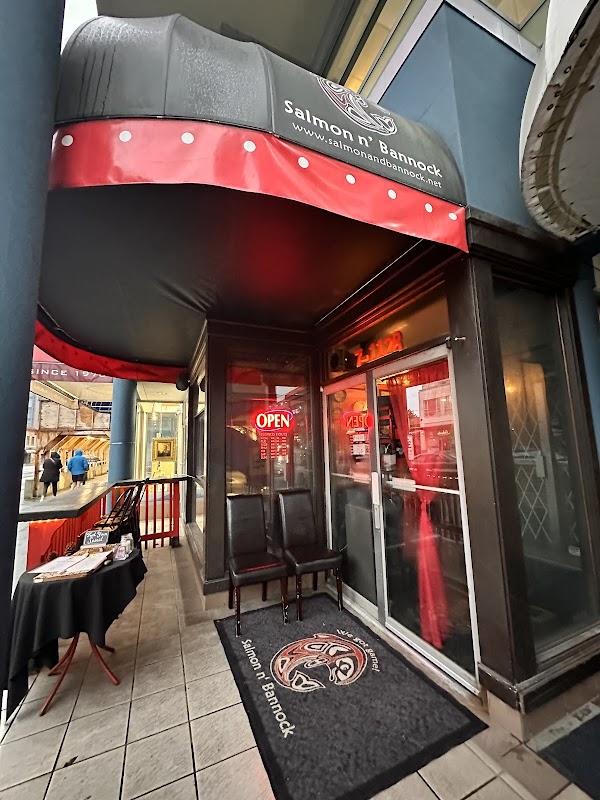 Salmon n' Bannock photo 1