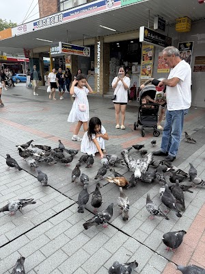 La Royale Hair Management photo 2