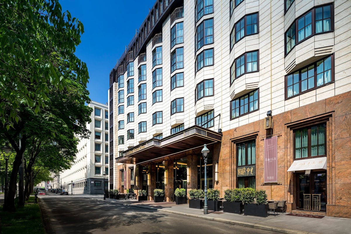 Hilton Vienna Plaza, dog-friendly hotel in Vienna