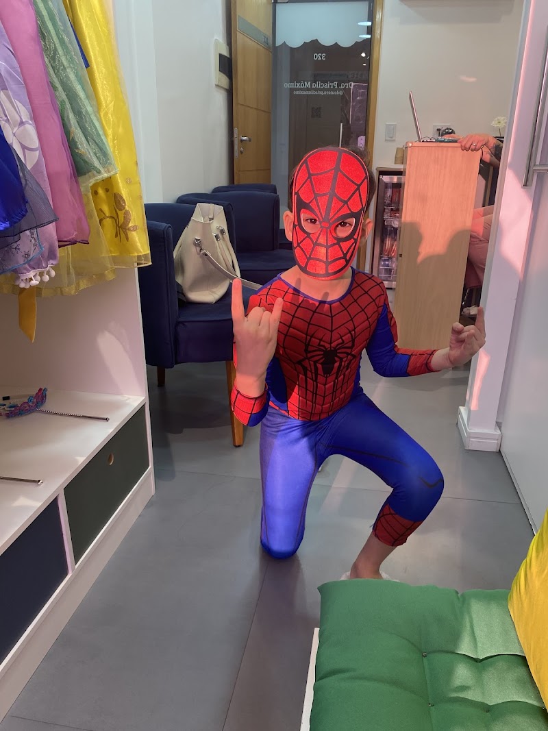 Clínica Dra Priscila Máximo - Odontopediatria Campo Grande RJ / Invisalign - foto 4