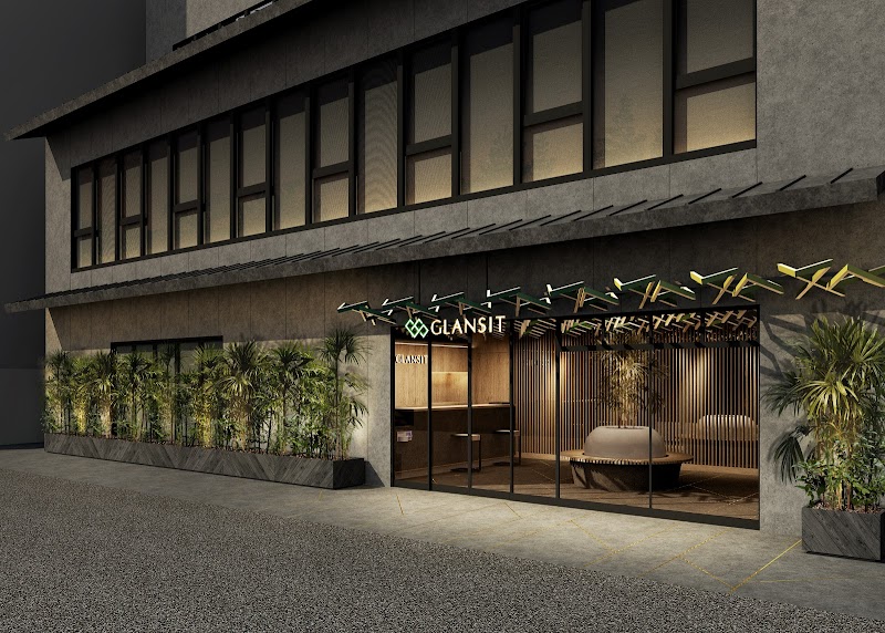 GLANSIT KYOTO KAWARAMACHI