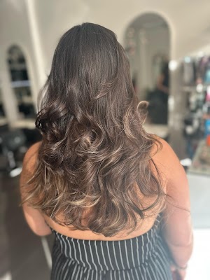 Bruna Piccione Brazilian Hair Studio photo 3