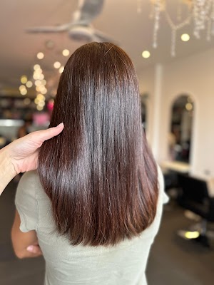 Bruna Piccione Brazilian Hair Studio photo 2