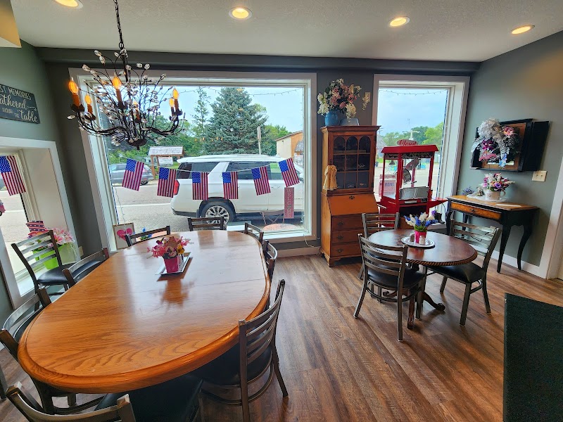 Boots and Lu's Cafe photo 1