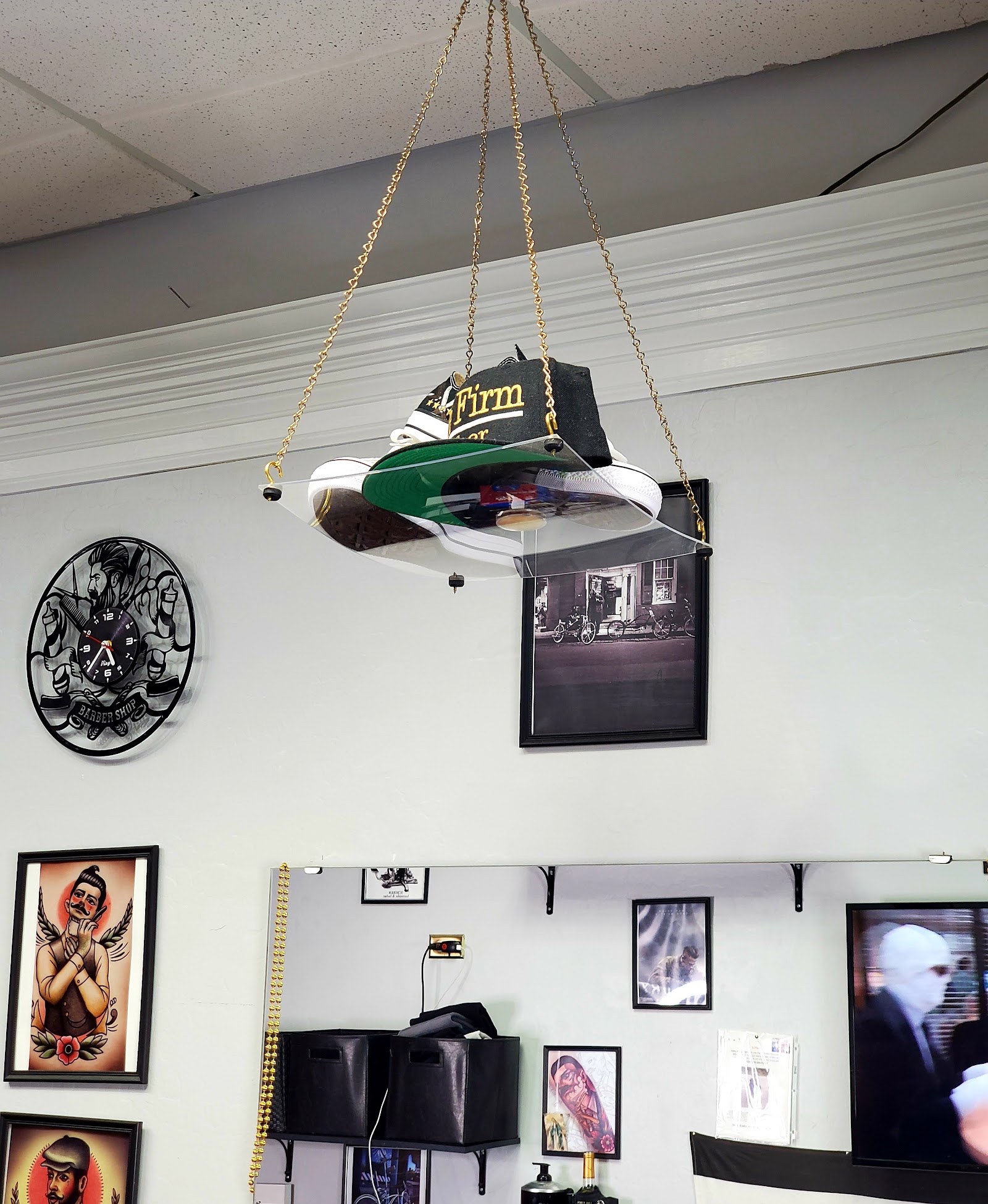 The firm barbershop photo 4