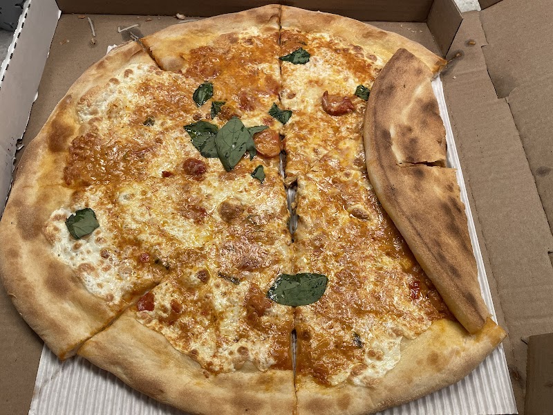 Lucatelli's Pizzeria photo 3