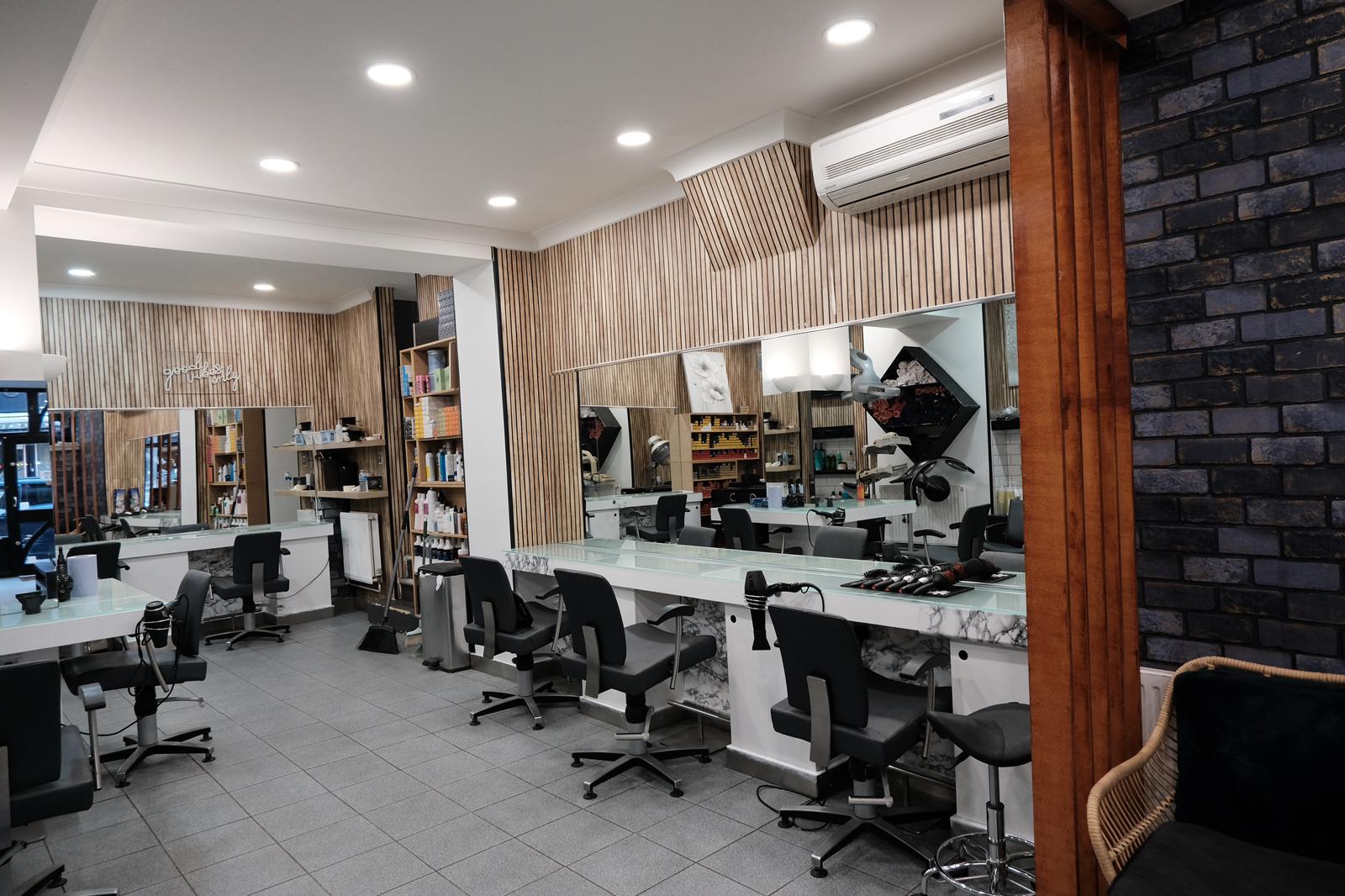 J.B.S - J barbers & Salon