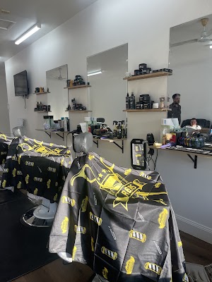 Golden Scissors photo 2