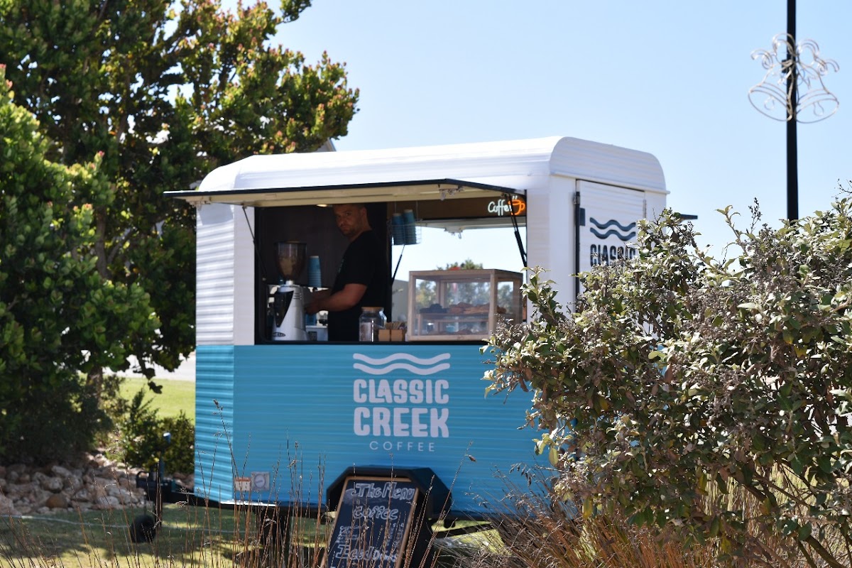Classic Creek Coffee restaurant in Glentana, Garden Route