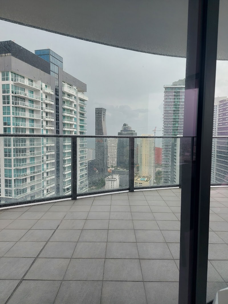 Tesla Supercharger - EV Charging in Miami