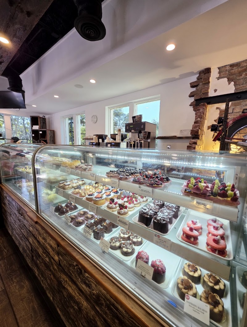 Hilton Head Social Bakery South photo 2