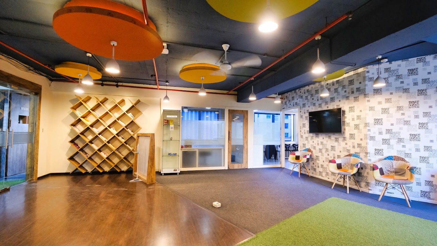 TRIOS Coworking space - Viman Nagar Magnus