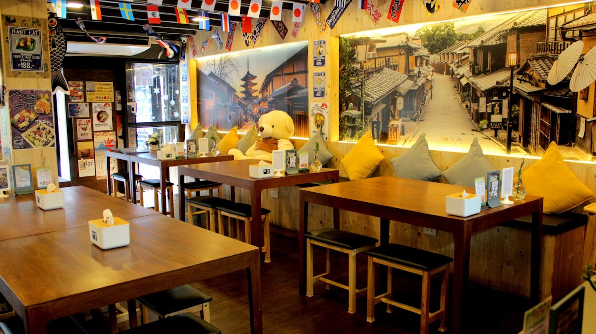 123 ICHI NI SAN Sathorn Soi 1