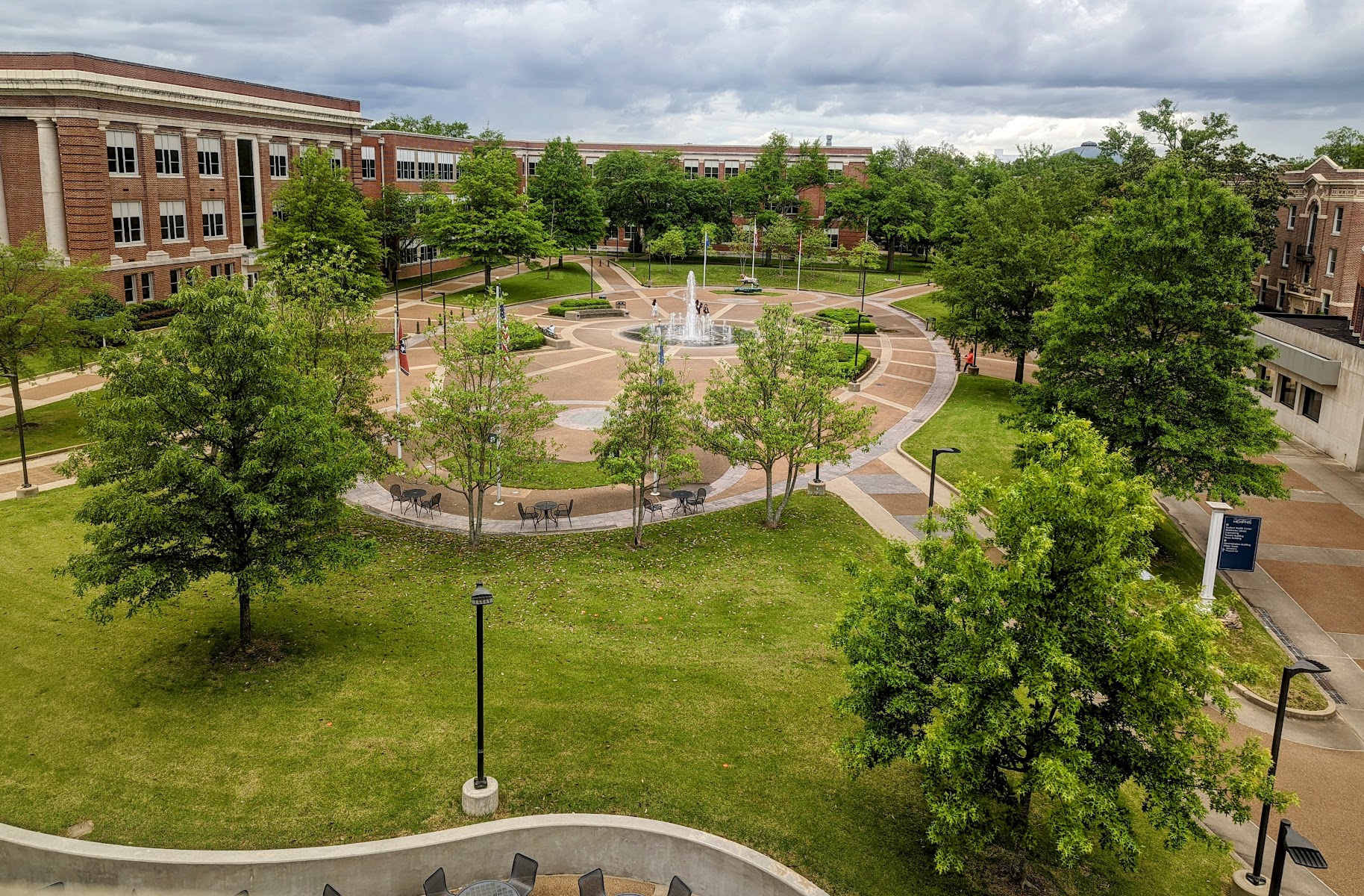 メンフィス大学（University of Memphis）（Memphis、テネシー州）