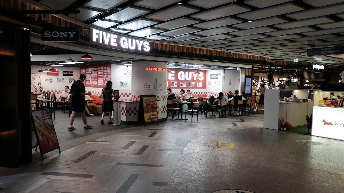 Five guys（K11 MUSEA） photo 5