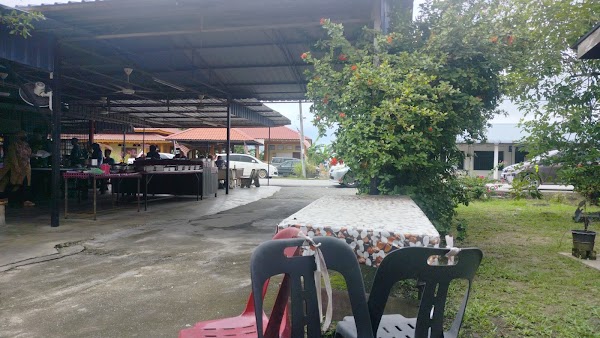 Nasi Campur Pokok Asam - Photo 1