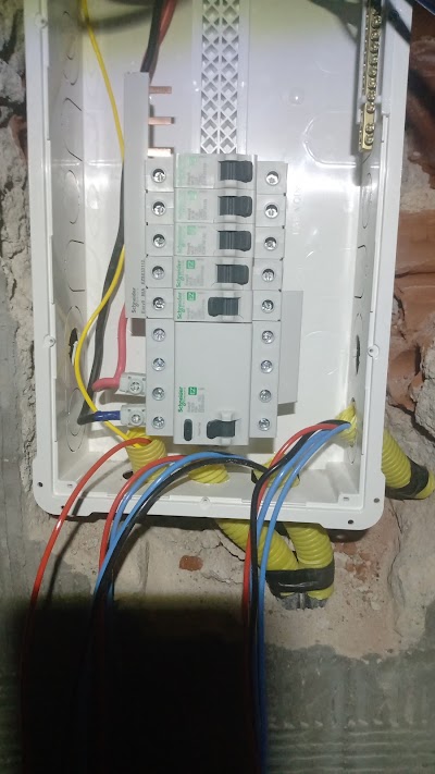 Foto de Eletricista em Curitiba Eletrolopes