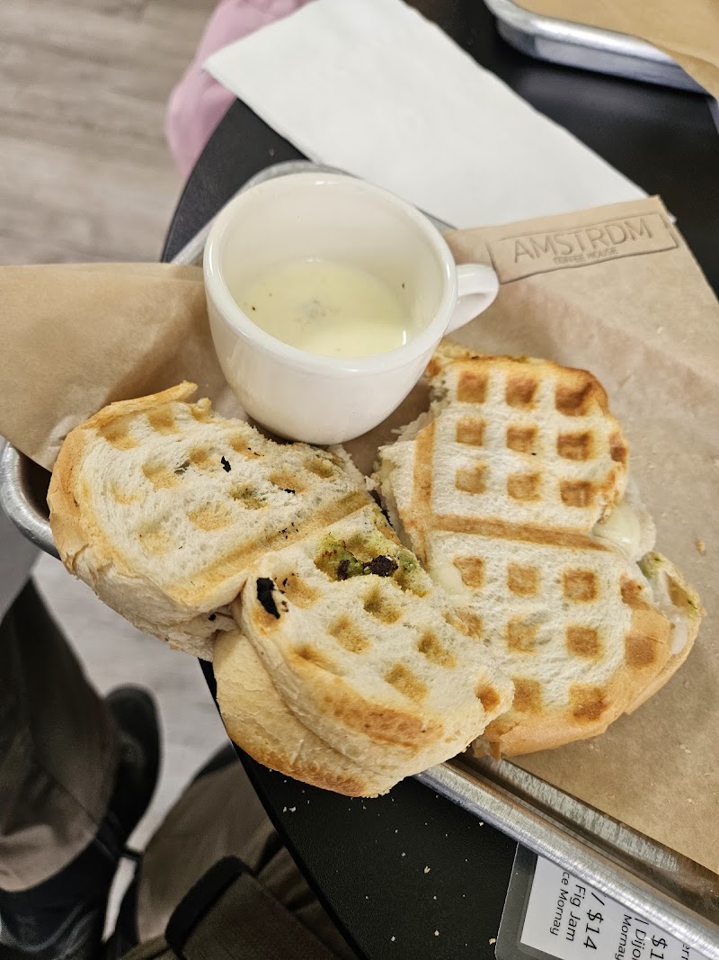 AMSTRDM Coffee House photo 2