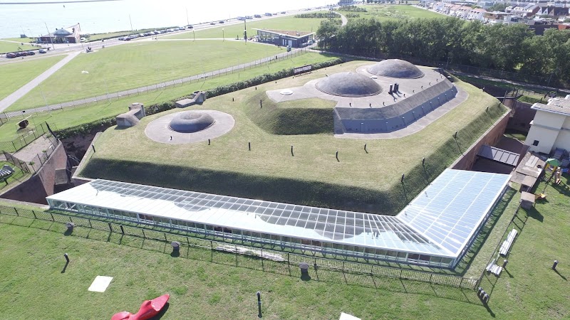 Fort aan den Hoek van Holland