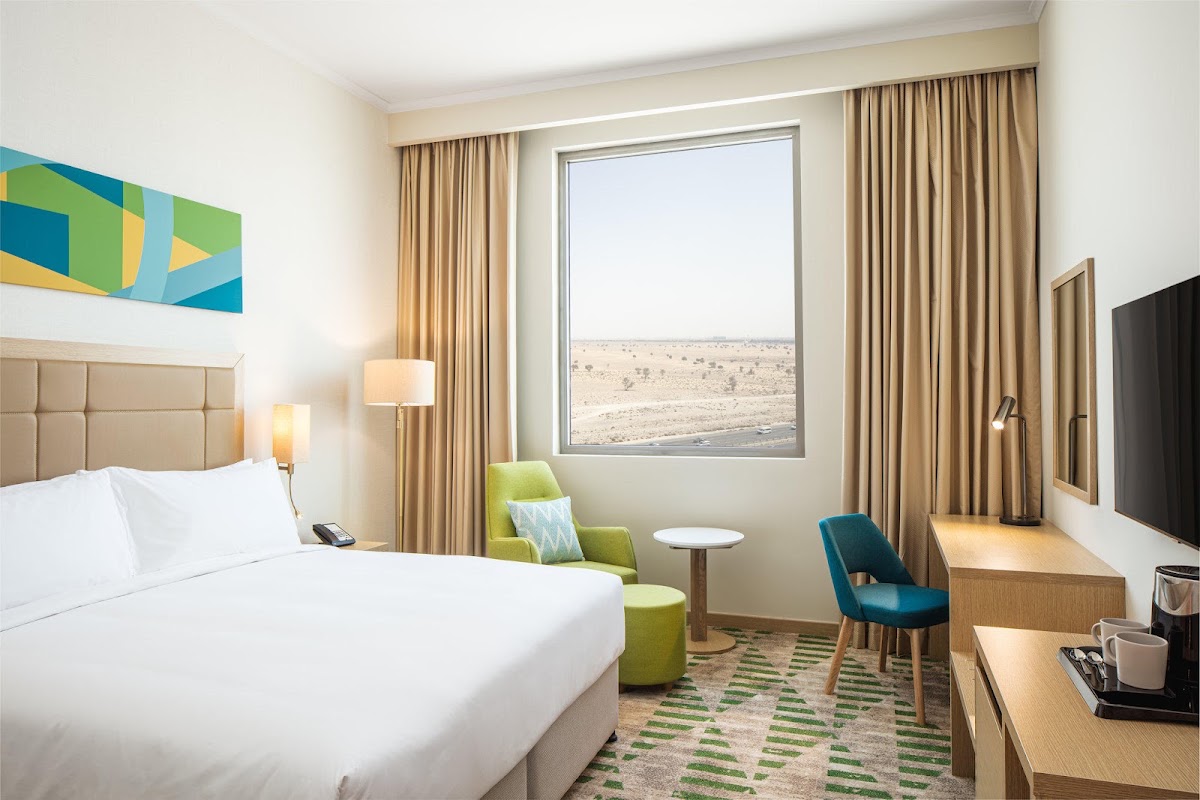 Holiday Inn & Suites Dubai Science Park by IHG 2