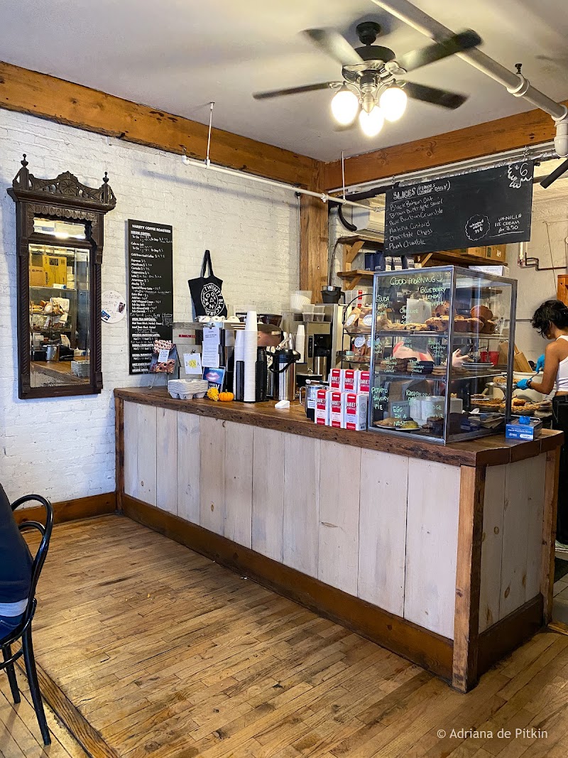 Four & Twenty Blackbirds photo 3