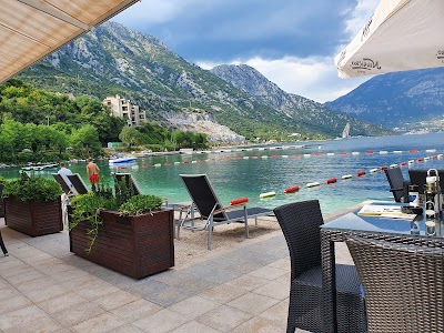 Tramontana Beach Bar