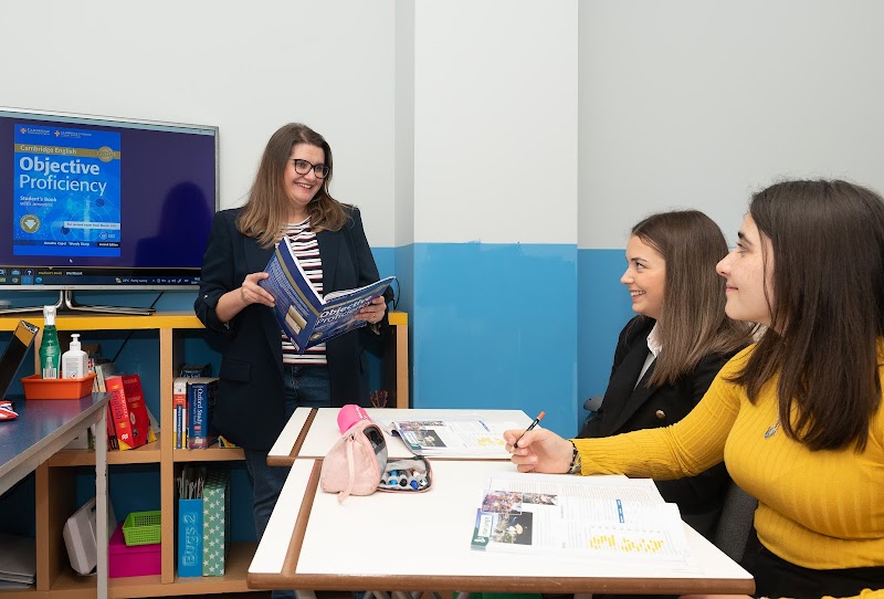 Alpha English SL photo 1