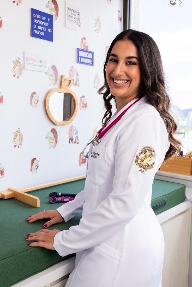 Foto de Dra Iara Ribeiro - Consultório Pediatria no Flamengo