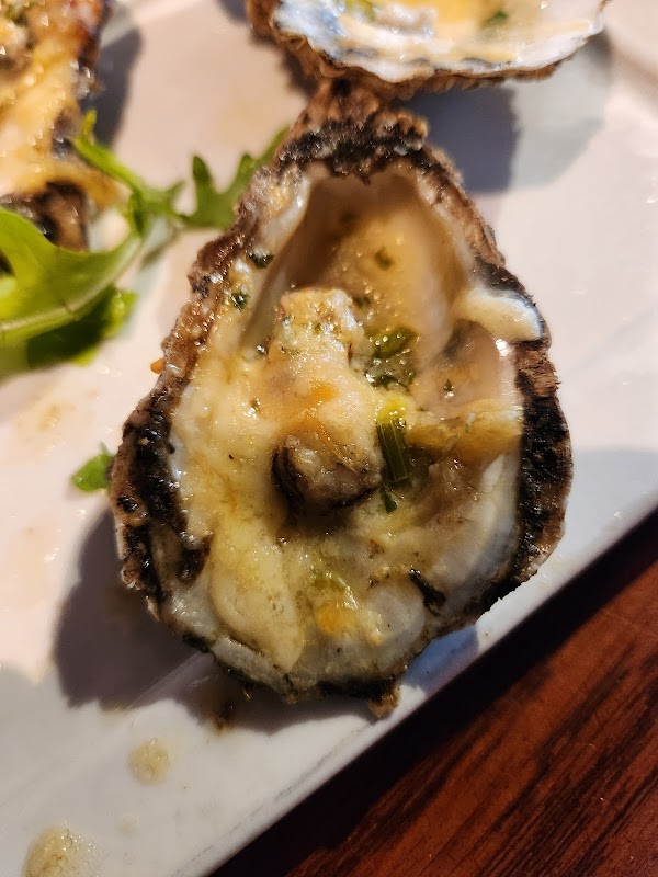 Pearlz Oyster Bar photo 5