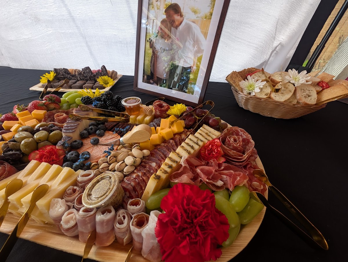 Meat and Mingle Charcuterie: Google Places image 2