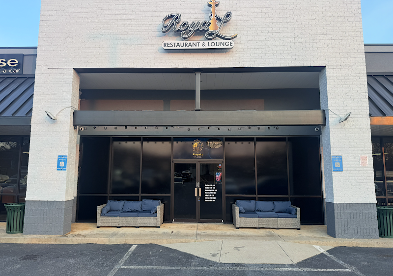 Royalz Restaurant and Lounge