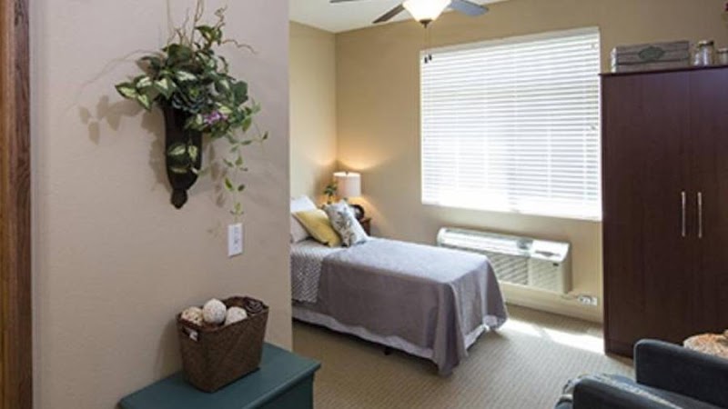 Oxford Glen Memory Care at Grand Prairie