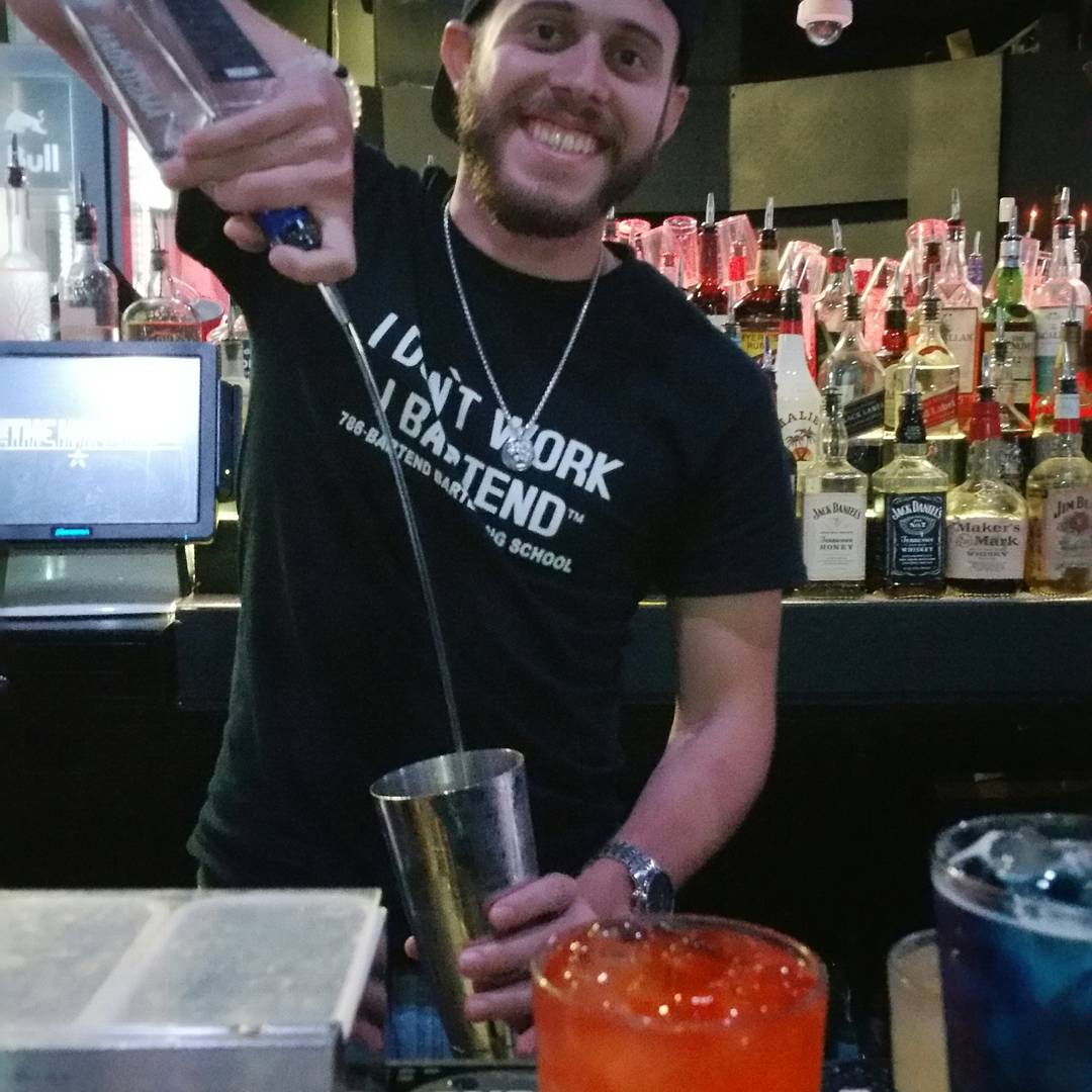 786-BARTEND Bartending Schools & Events Staff: Google Places image 3