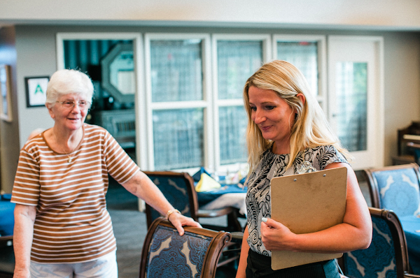 Photo by Lyndon Crossing