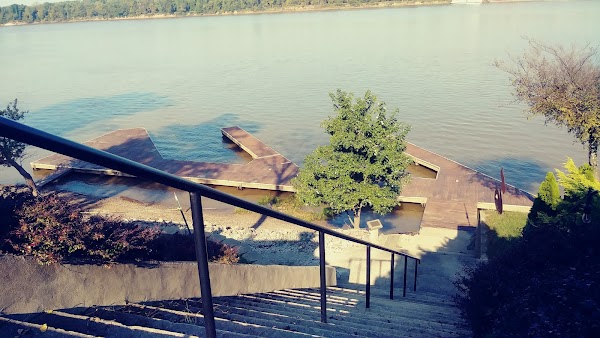 RIVER VALLEY CLUB exterior