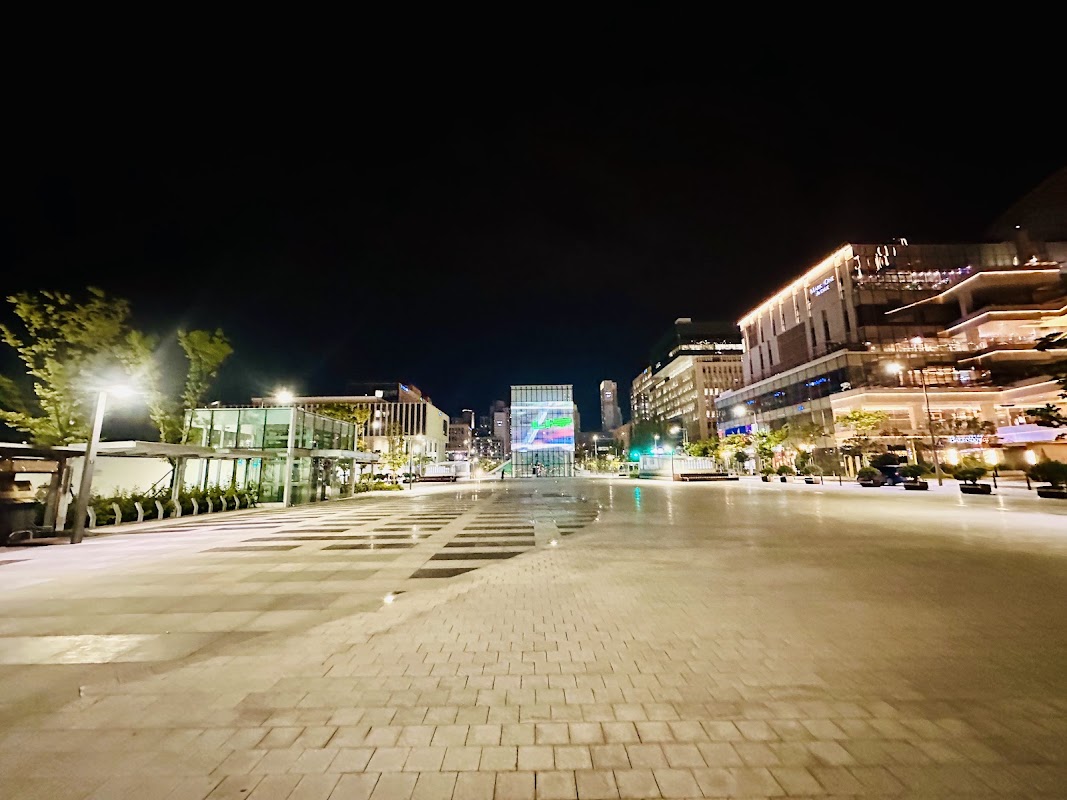 Dosi Sangjing Square