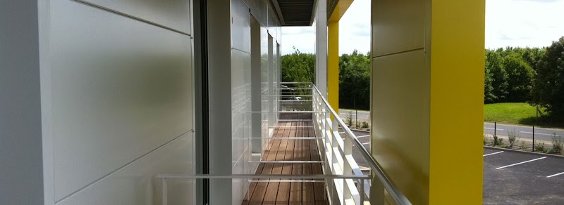 Clinique Theraé