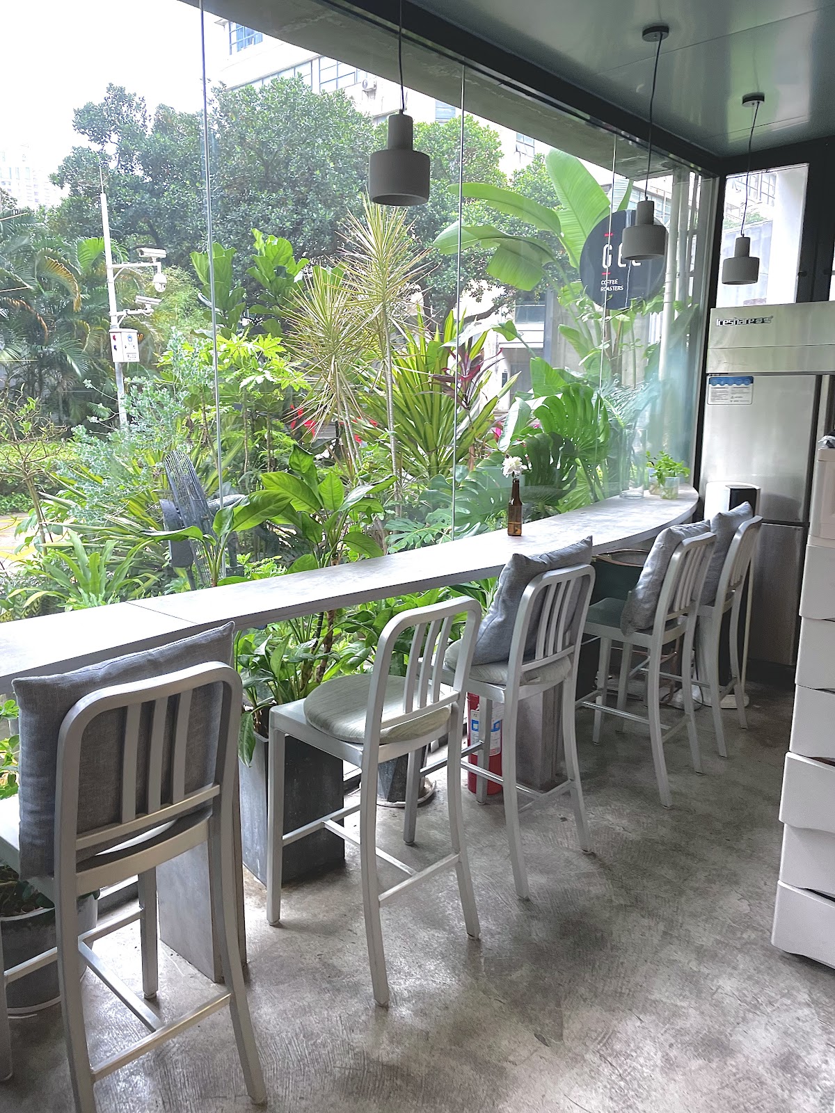 GEE coffee roasters