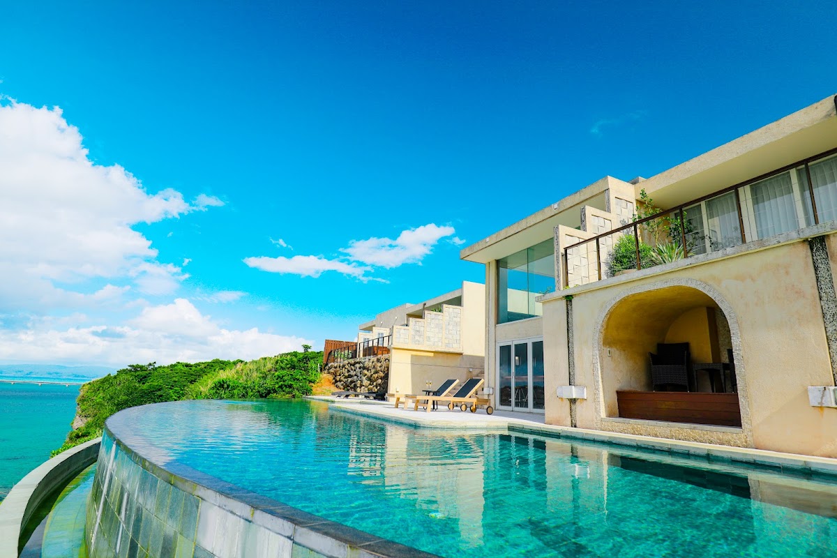 ＫＡＹＡＴＳＵＭＡ　ＯＫＩＮＡＷＡ　ＨＯＴＥＬ　＆　ＲＥＳＯＲＴの外観