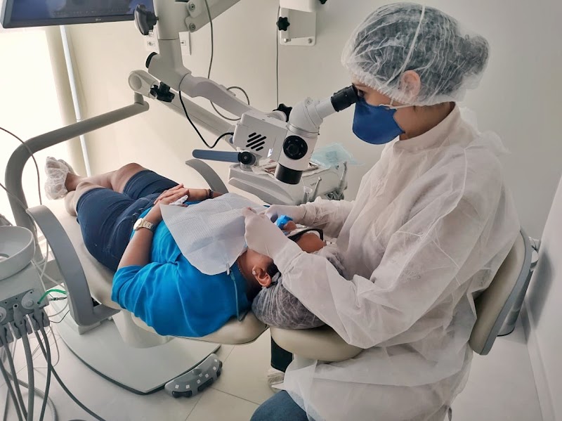 Fabíola Azevedo Odontologia Integrada - foto 5