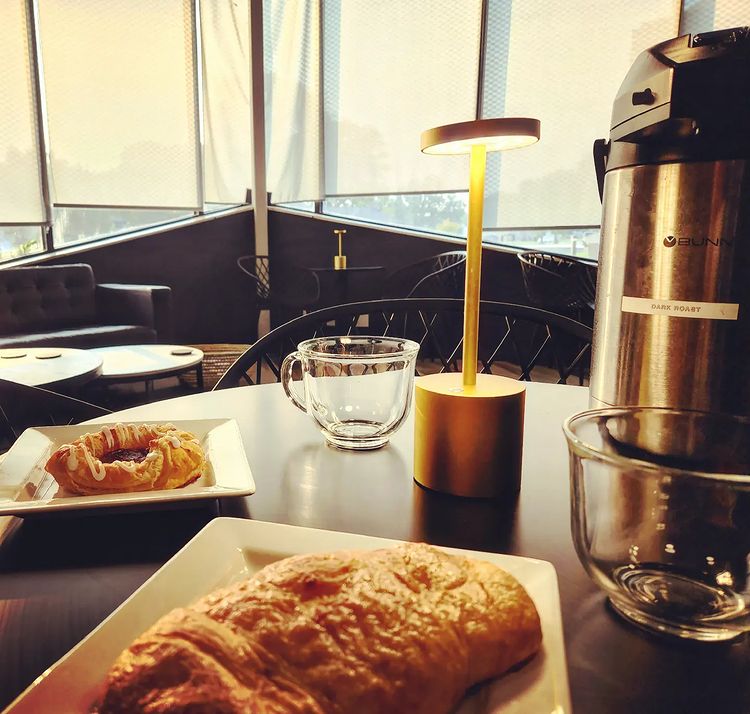 Emporium Express Bean & Bottle photo 2