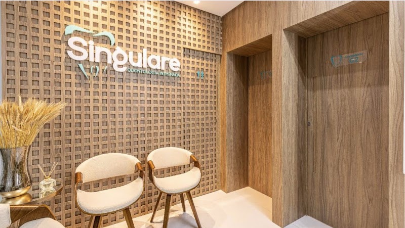 Dra. Michelle Farias - Especialista em Endodontia "Endo, Canal Dentário" Dentista - foto 1