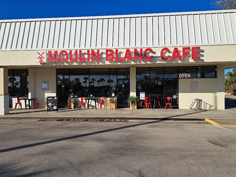 Moulin Blanc Cafe photo 3