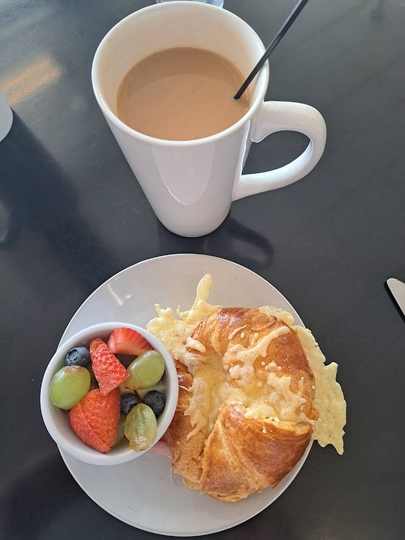 Moulin Blanc Cafe photo 2